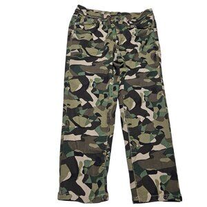 Venus Camouflage Capri Jeans Womens Size 2 Straight Leg Mid Rise Green Denim